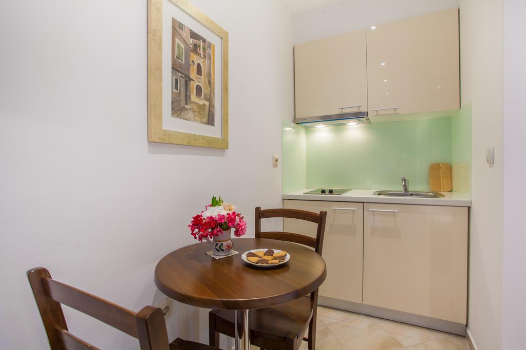 Apartments Calma Црес Екстер'єр фото