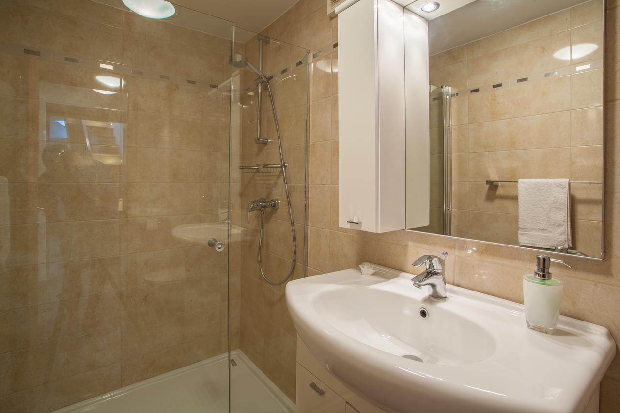 Apartments Calma Црес Екстер'єр фото