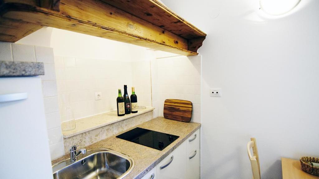 Apartments Calma Црес Екстер'єр фото